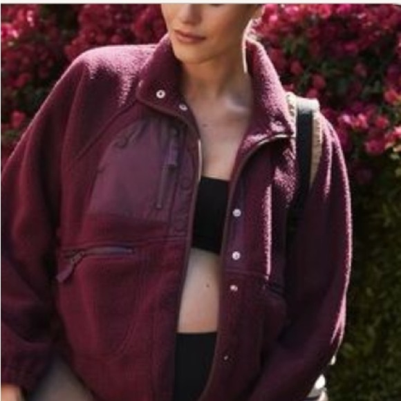 Free People X Hatch Hit the Slopes Fleece Jacket Deep Maroon Burgundy NEW - Picture 1 of 15